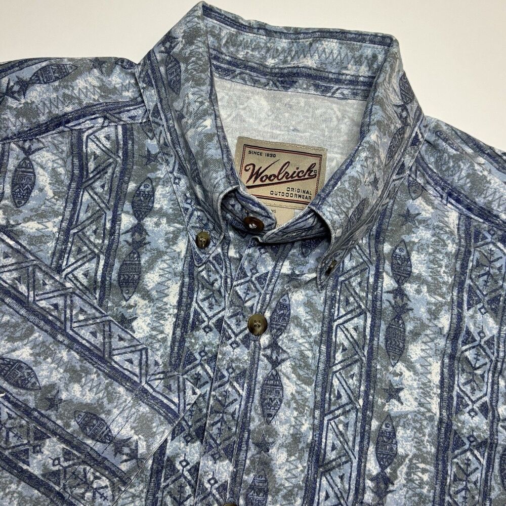 VTG Woolrich Fishing Shirt Mens‎ M Fish All Over Print Hiking Nature outdoors
